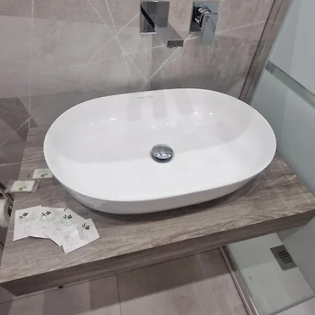 Relux Pretoria 게스트하우스 4*